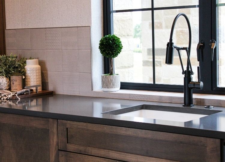 Scegliere la rubinetteria: stile e design anche per i rubinetti 